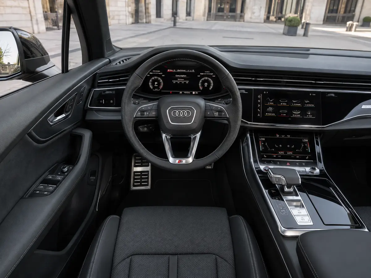 Audi Q7 50 TDI S-Line Edition 2025, vue avant — Florence Luxury Car Rental, Florence. Audi Q7 50 TDI S-Line Edition à Florence La location d'une Audi Q7 50 TDI S-Line Edition…
