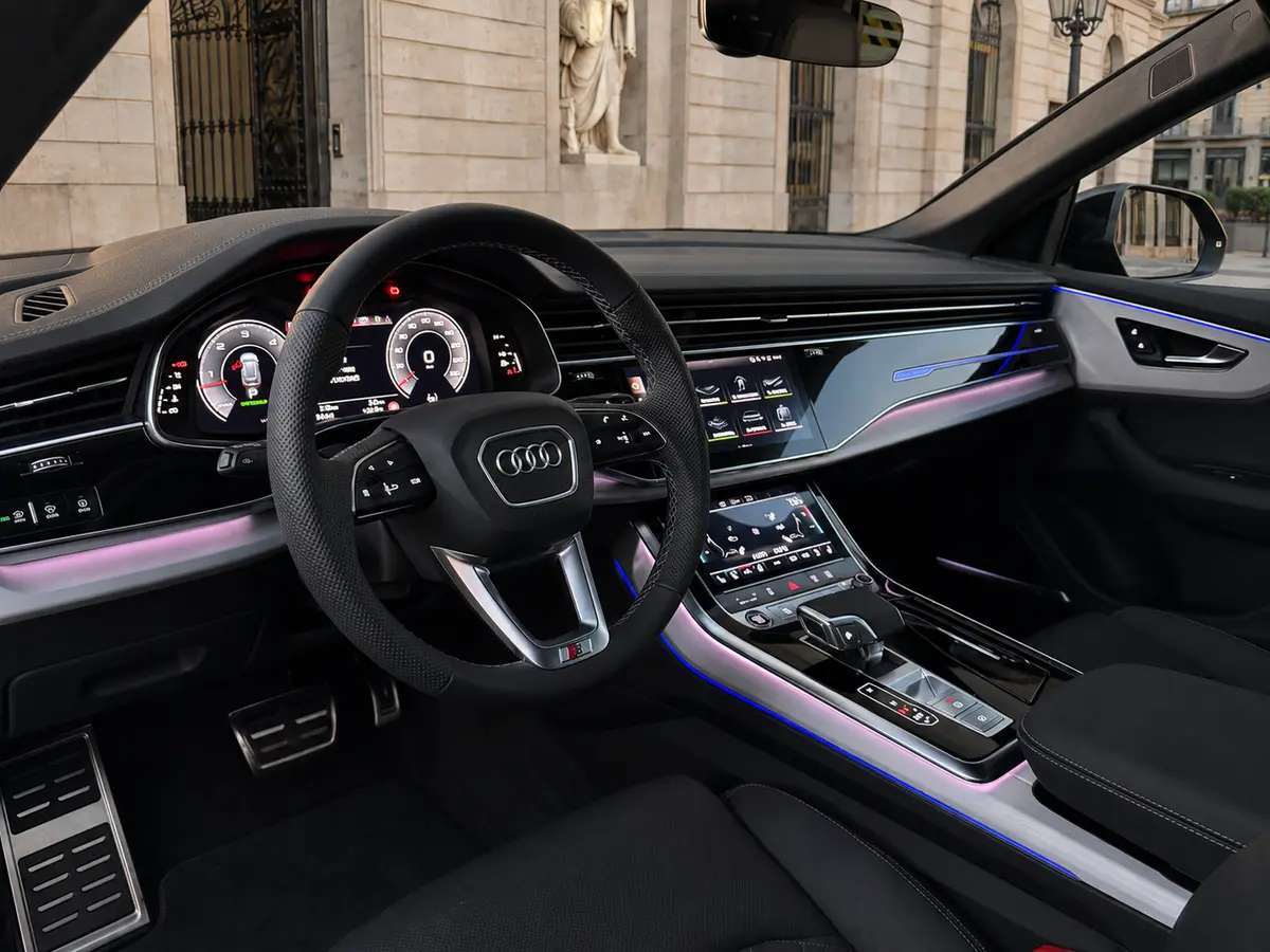 Audi Q8 2025, front view — Florence Luxury Car Rental, Florence. Audi Q8 in Florence An Audi Q8 rental in Florence provides a 2025 SUV delivering 340…