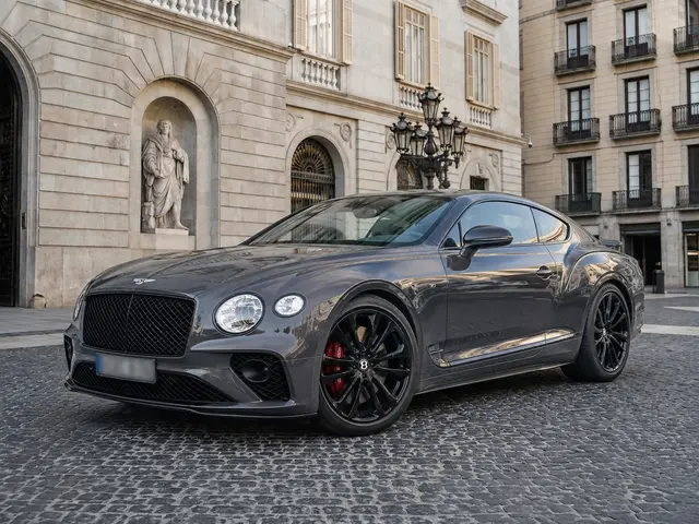 Bentley Continental GTC S V8 2025 — Florence Luxury Car Rental, Firenze