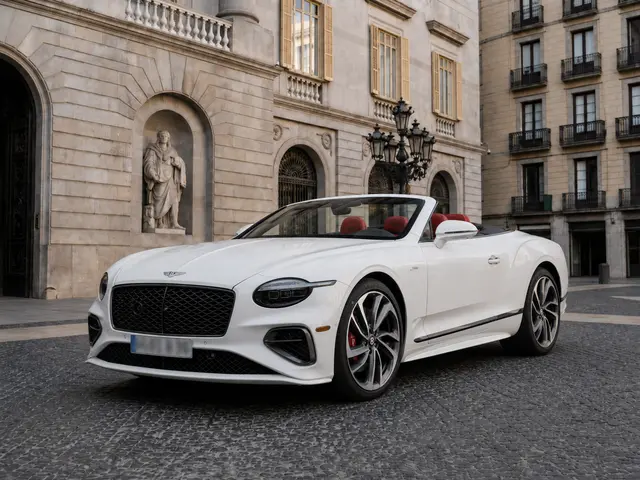 Bentley Continental GTC Speed 2025 — Florence Luxury Car Rental, Firenze