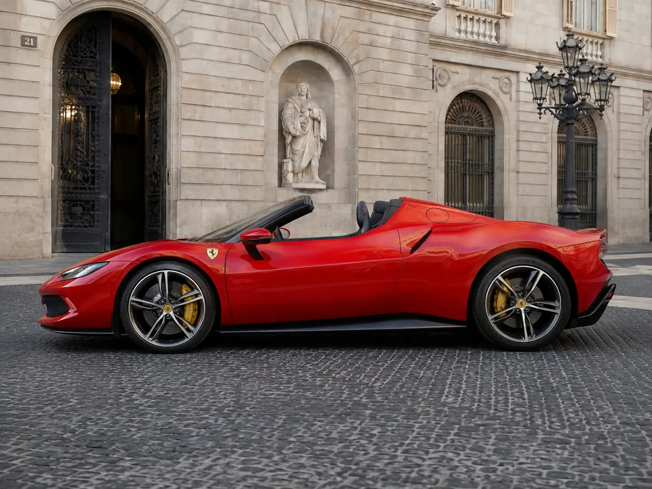 Ferrari 296 GTS Spider 2024, extérieur — Florence Luxury Car Rental, Florence. Ferrari 296 GTS Spider à Florence La location d'une Ferrari 296 GTS Spider à Florence…