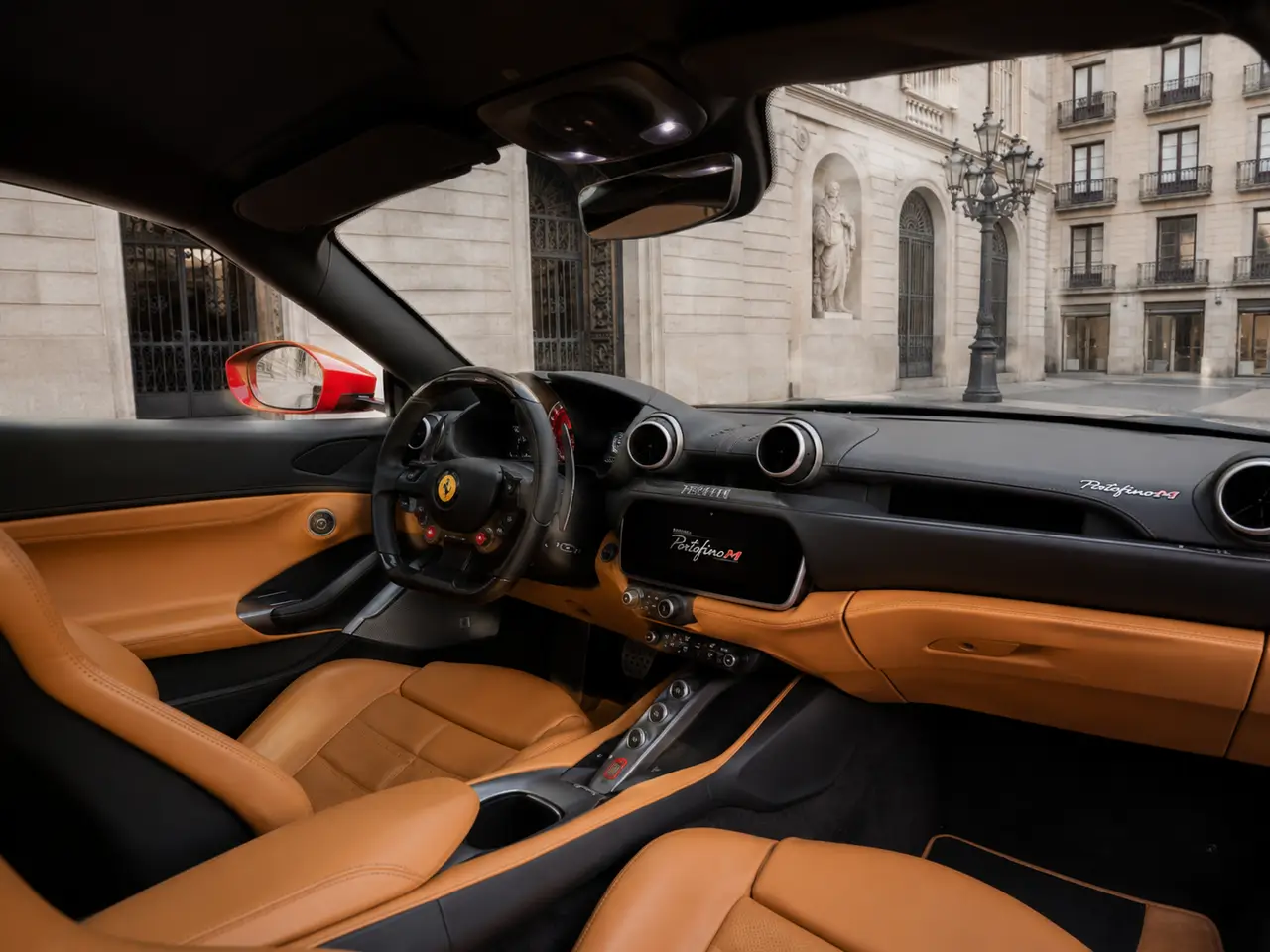Ferrari Portofino M 2023, interni — Florence Luxury Car Rental, Firenze. Ferrari Portofino M a Firenze Il noleggio di una Ferrari Portofino M a Firenze consente…