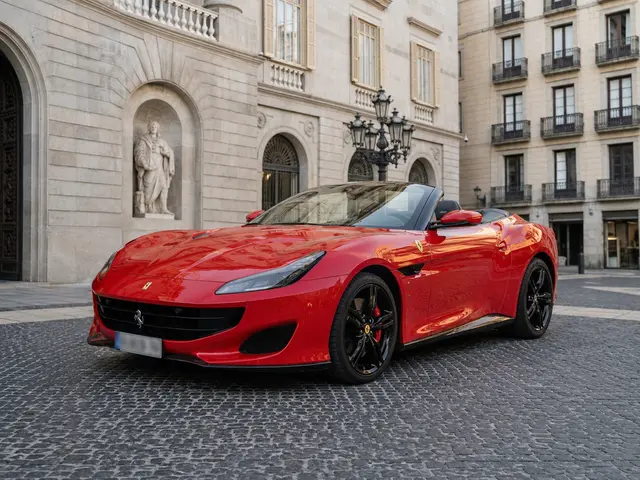Ferrari Portofino M 2023 — Florence Luxury Car Rental, Firenze