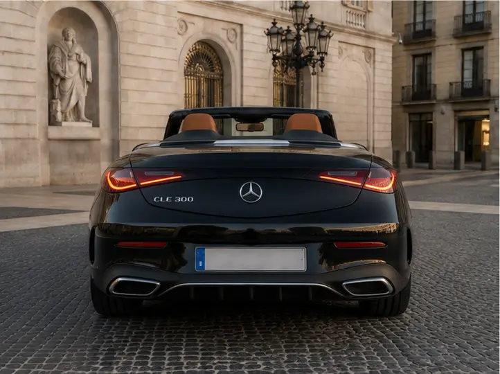 Mercedes Benz CLE 300 Cabriolet AMG Premium 2025, vista trasera — Florence Luxury Car Rental, Florencia. Mercedes Benz CLE 300 Cabriolet AMG Premium en Florencia El alquiler de un Mercedes Benz…