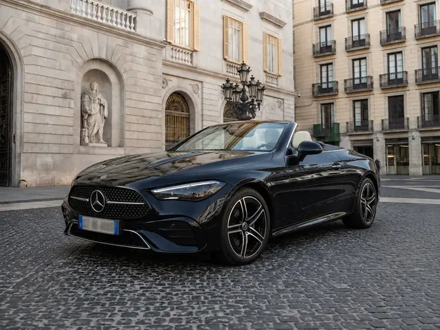 Mercedes Benz CLE Cabrio 2025 — Florence Luxury Car Rental, Firenze