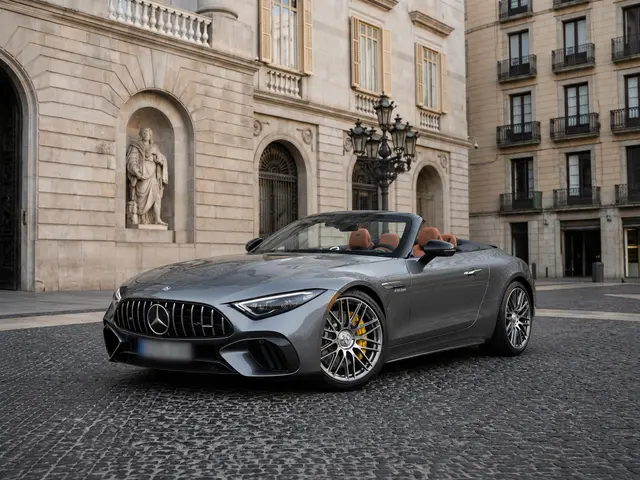Mercedes Benz SL63 Cabrio 2023 — Florence Luxury Car Rental, Firenze