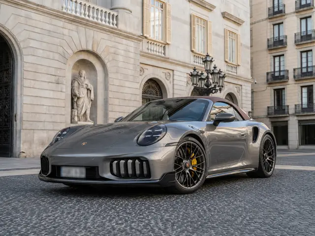 Porsche 911 992 Carrera Turbo S Cabrio 2026 — Florence Luxury Car Rental, Firenze