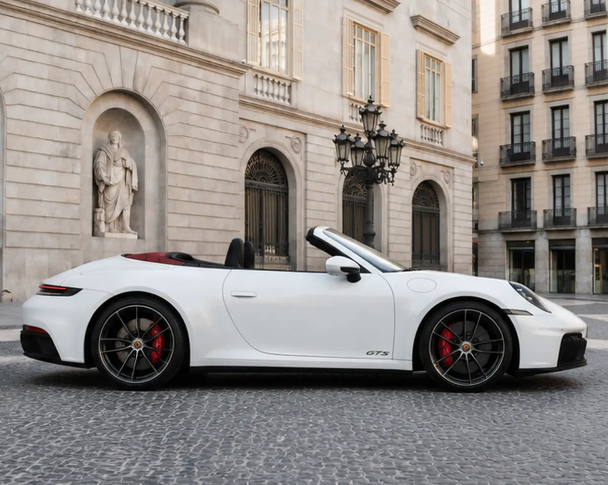 Porsche 992.2 Carrera 4 GTS Cabrio 2025, front view — Florence Luxury Car Rental, Florence. Porsche 992.2 Carrera 4 GTS Cabrio in Florence A Porsche 992.2 Carrera 4 GTS Cabrio…