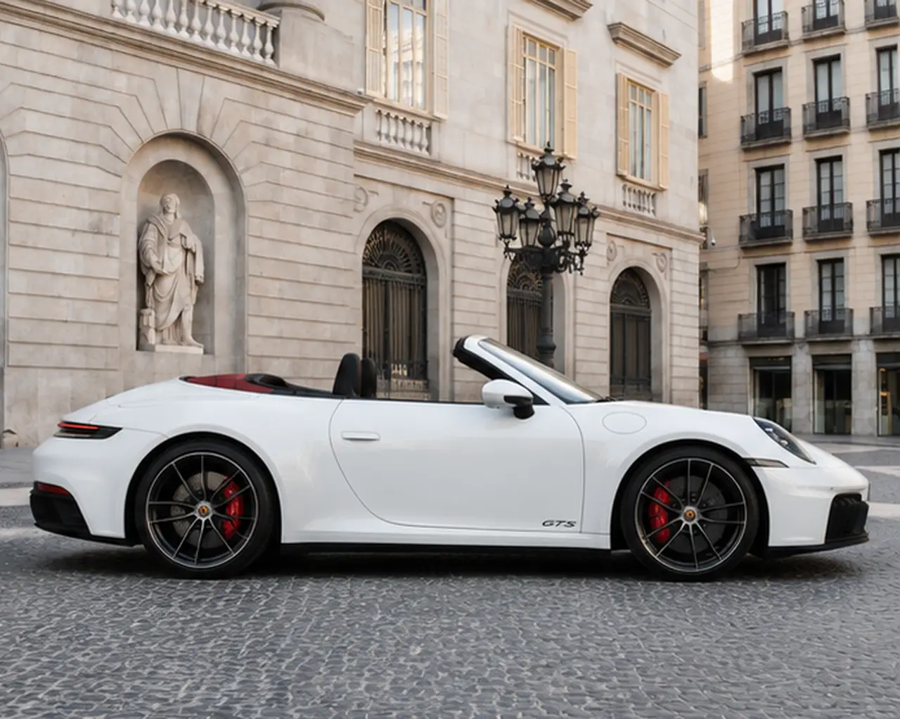 Porsche 992.2 Carrera 4 GTS Cabrio 2025, front view — Florence Luxury Car Rental, Florence. Porsche 992.2 Carrera 4 GTS Cabrio in Florence A Porsche 992.2 Carrera 4 GTS Cabrio…