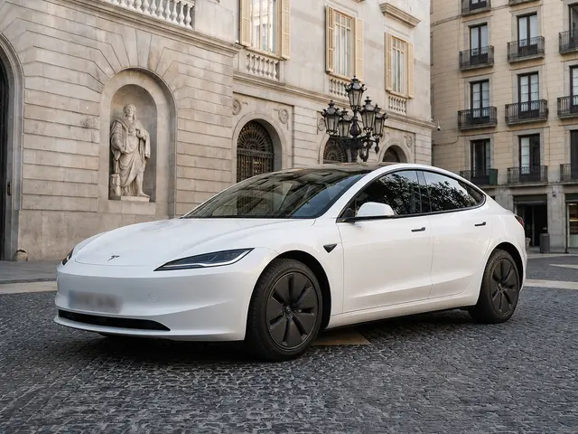 Tesla Model 3 Performance 2026 — Florence Luxury Car Rental, Firenze